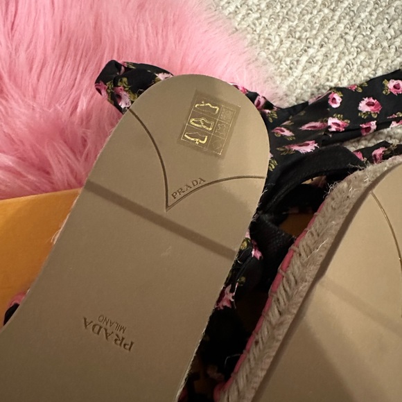 Prada floral espadrilles - Picture 5 of 7